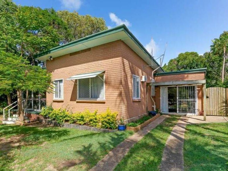 Houses for Rent in Redcliffe, QLD 4020 Pg. 2