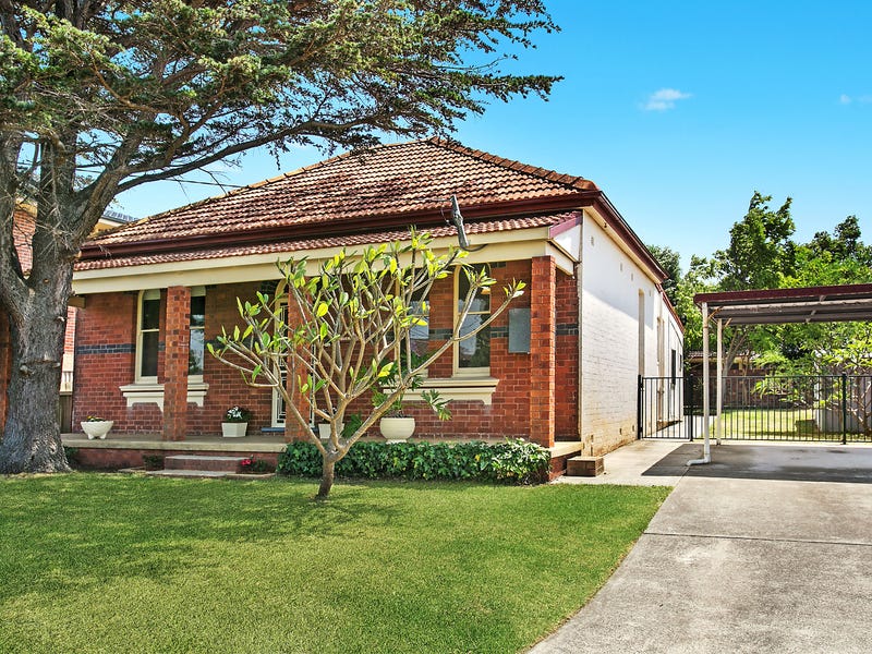 7 Waterview Street, Carlton, NSW 2218 Property Details