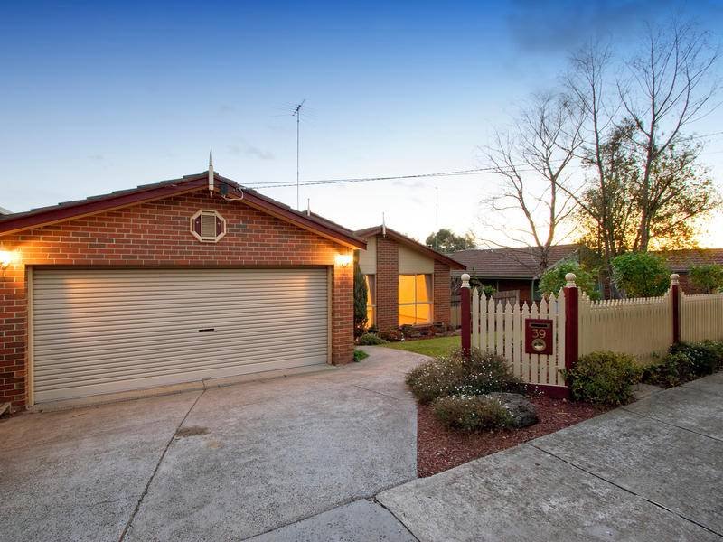 39 Ormonde Road, Ferntree Gully, VIC 3156