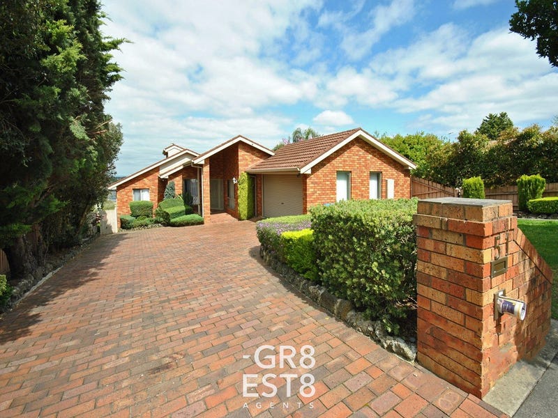 51 Edrington Park Drive, Berwick, VIC 3806