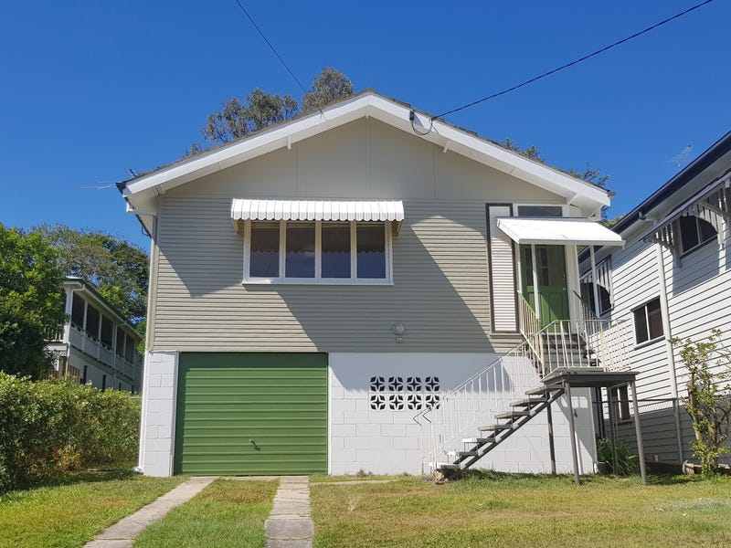 232 Rainbow Street, Sandgate, QLD 4017