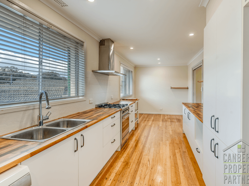 32 Longford Street, Lyons, ACT 2606