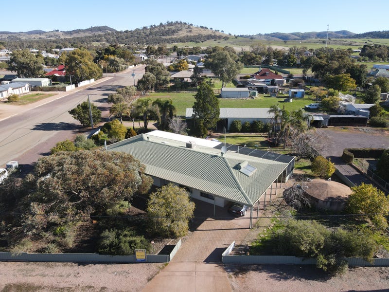 8 Dignan Street, Wilmington, SA 5485