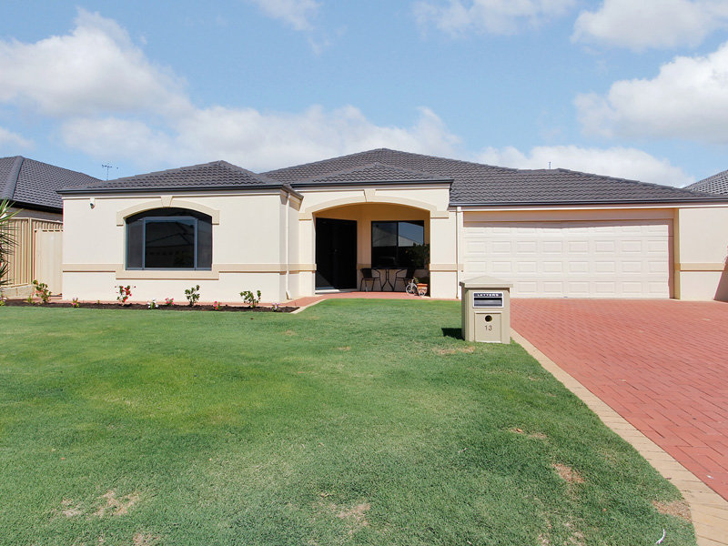 13 Buttercup Way, Beeliar, WA 6164 Property Details