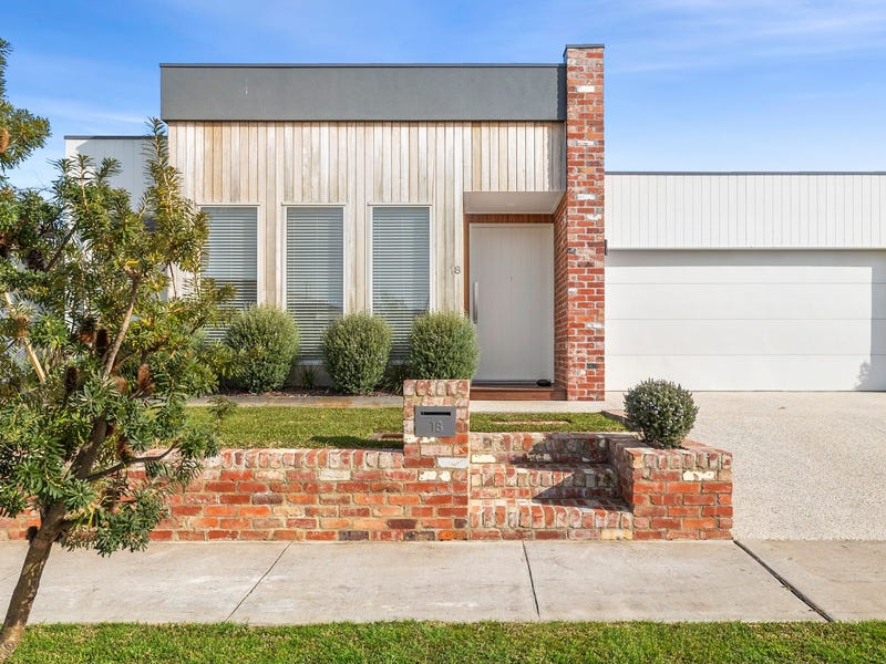 18 Taylor Street, Torquay, Vic 3228 Property Details