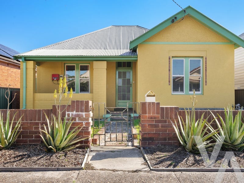 85 Dunbar Street, Stockton, NSW 2295