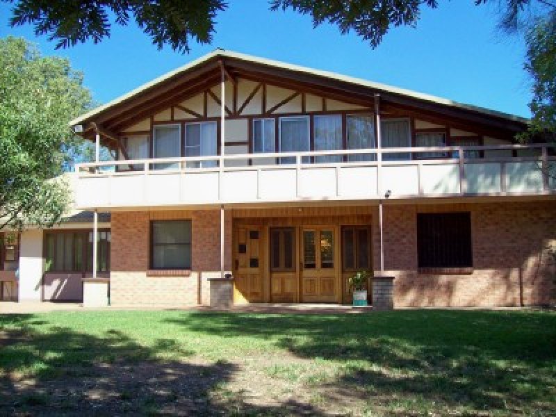 21 FLOYD STREET, Coonamble, NSW 2829 Property Details