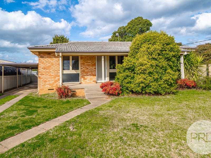 2 Smithies Place, Ashmont, NSW 2650 Property Details