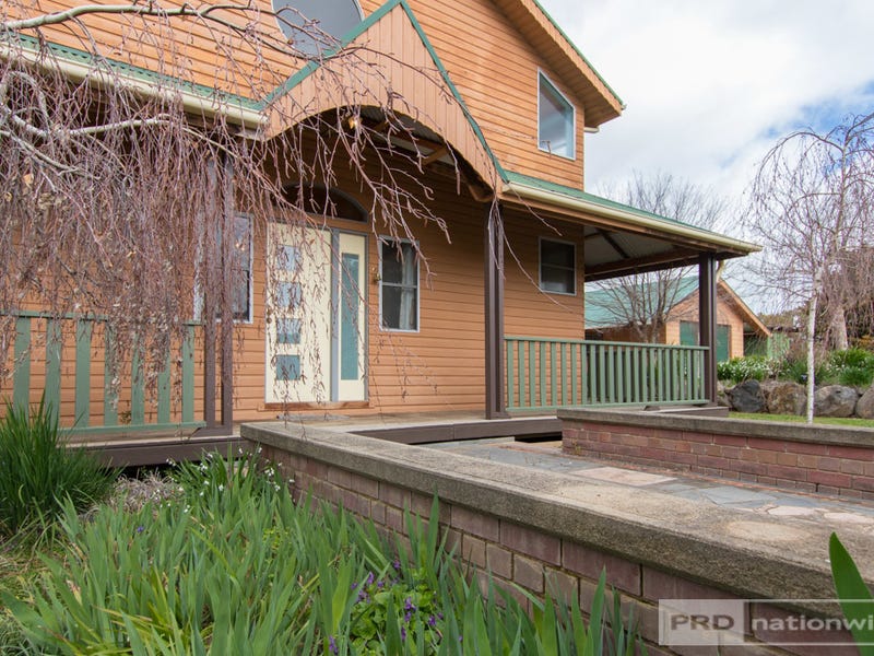 51 Gilmore Street, Adelong, NSW 2729 Property Details