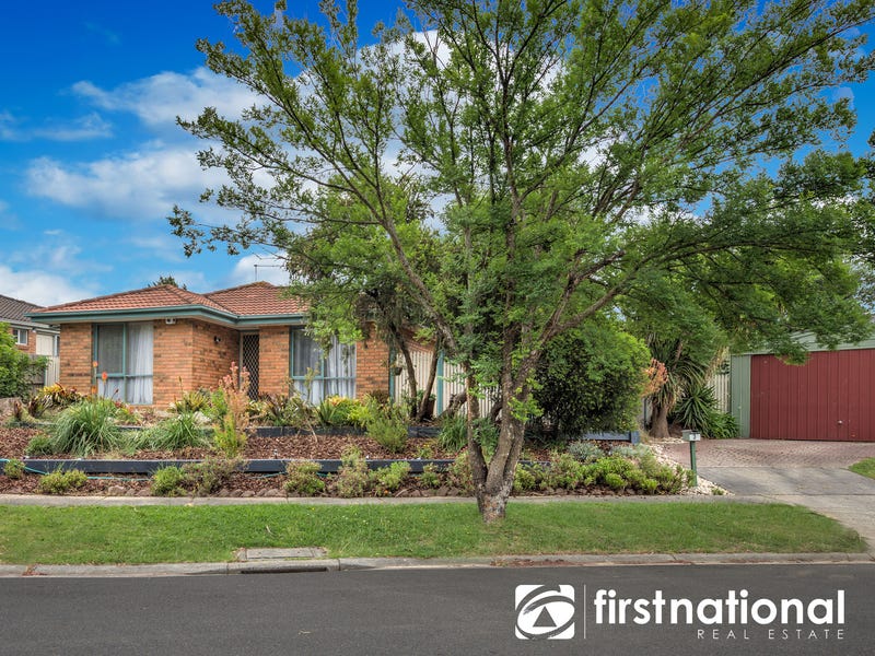 3 Bruce Court, Pakenham, Vic 3810 Property Details