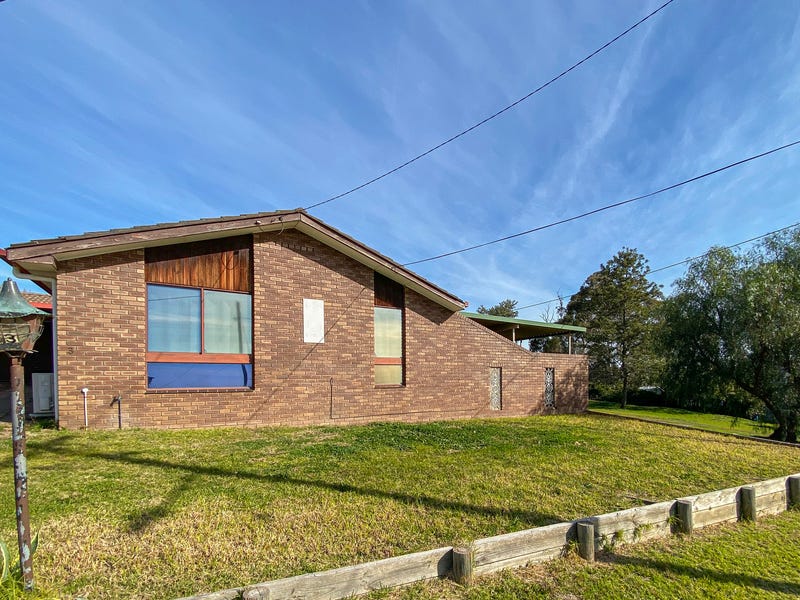 3 Moonlight Street, Gulgong, NSW 2852 House for Sale