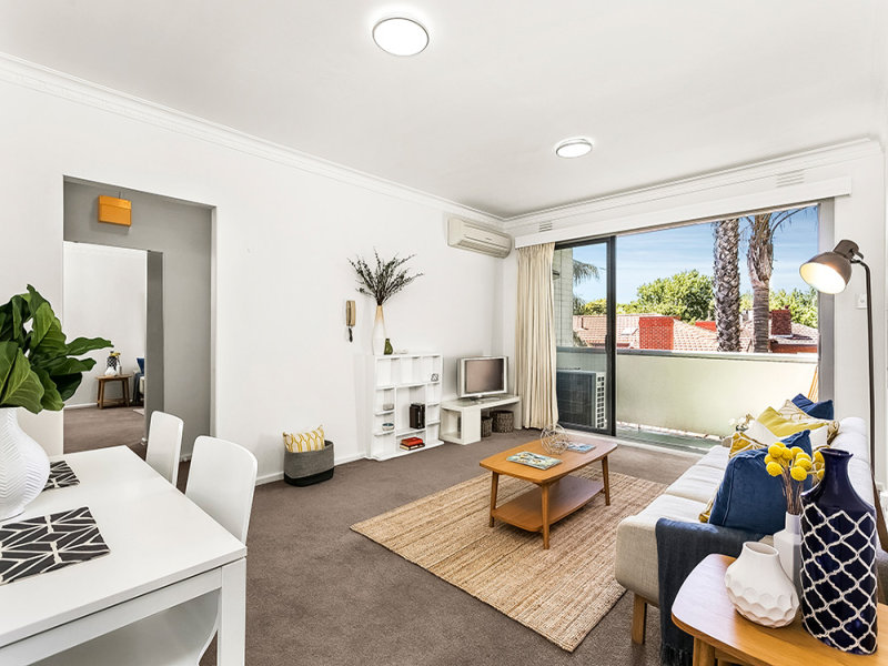 5/14 Broadway, Elwood, Vic 3184 Property Details