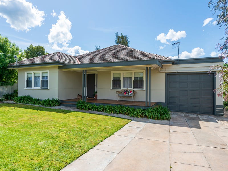 2 Baker Street, Nhill, Vic 3418 Property Details