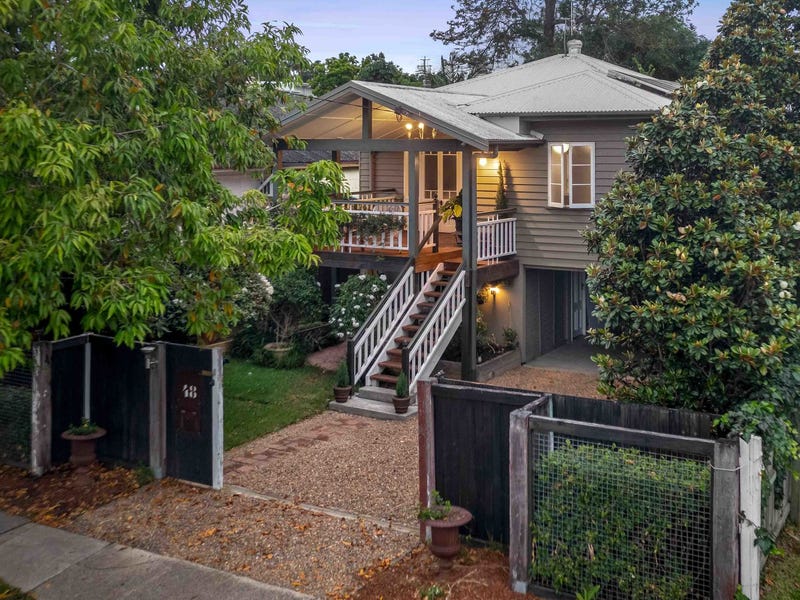 Real Estate & Property for Sale in Mermaid Beach, QLD 4218 (+4