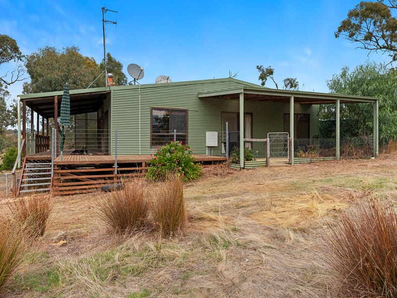 680 Dairy Flat Road, Heathcote South, VIC 3523