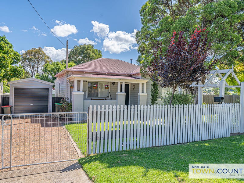 29 Donnelly Street, Armidale, NSW 2350 Property Details