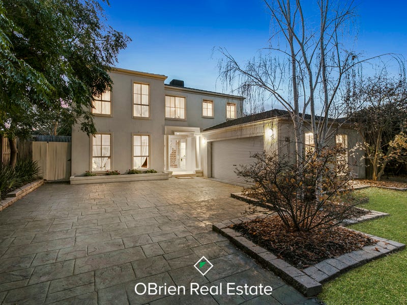 16 Manorwoods Drive, Frankston, Vic 3199 Property Details