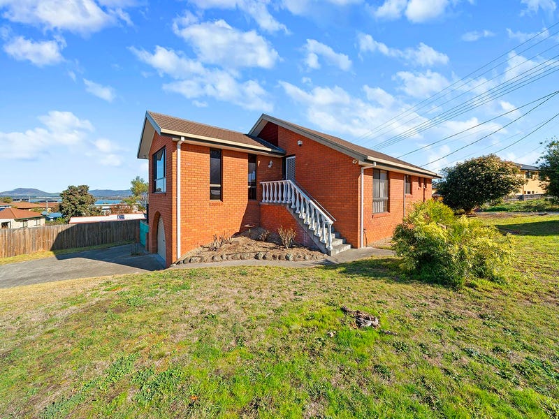 15 Bay Road, Midway Point, TAS 7171