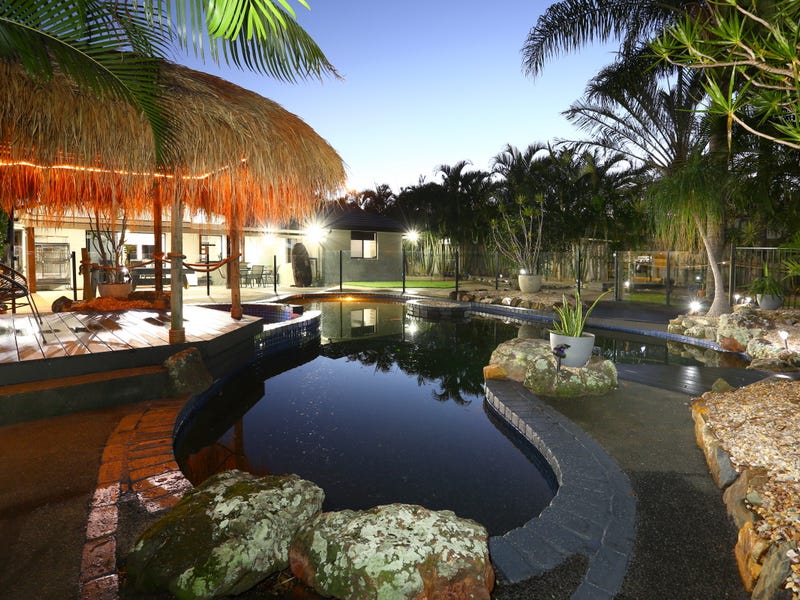 Houses for Sale in Mermaid Waters, QLD 4218