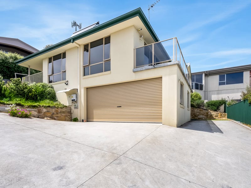 2/558 Oceana Drive, Howrah, TAS 7018