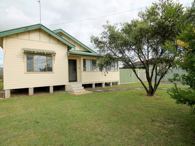 19 Bennett Street, Inverell, Nsw 2360 - Property Details