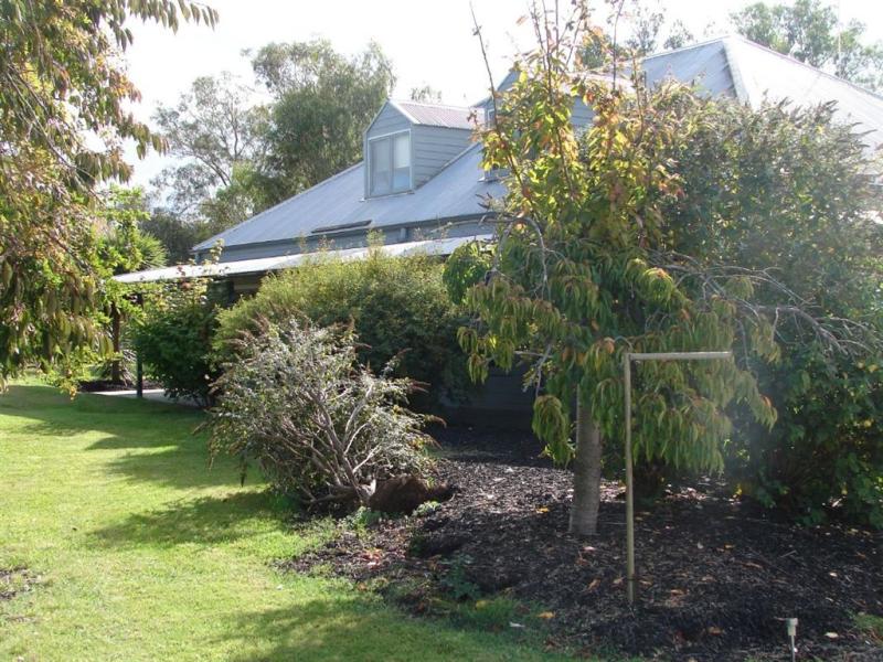 5347 Yea Whittlesea Road, Yea, Vic 3717 Property Details