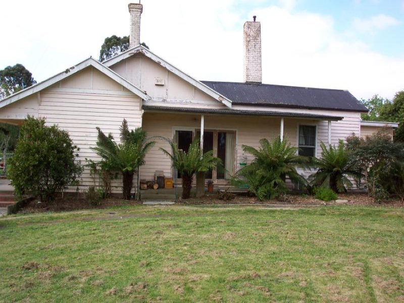 6 Greenhill Road, Mount Helen, VIC 3350