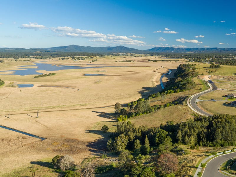 51 Redwood Drive, Gillieston Heights, NSW 2321