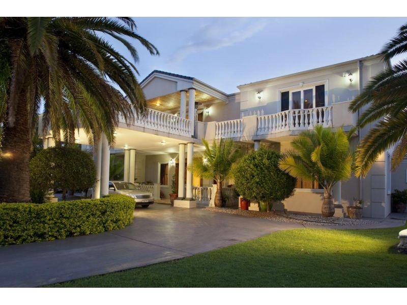 99 London Road, Belmont, Qld 4153 Property Details