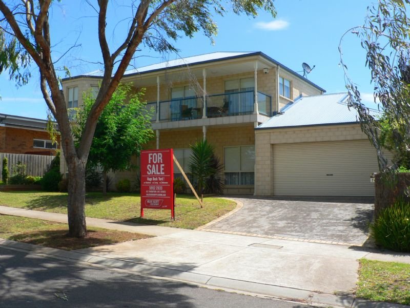 14 NORMAN DRIVE, Cowes, Vic 3922 Property Details