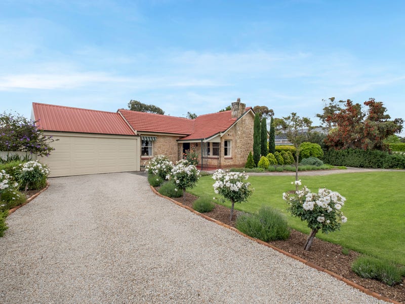 11 Ashbourne Road, Strathalbyn, SA 5255 Property Details