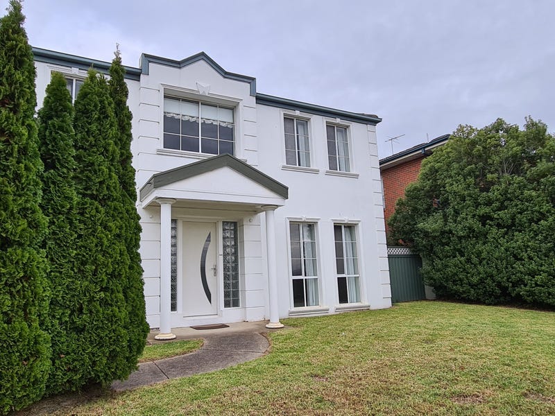 33 Telford Drive, Berwick, Vic 3806