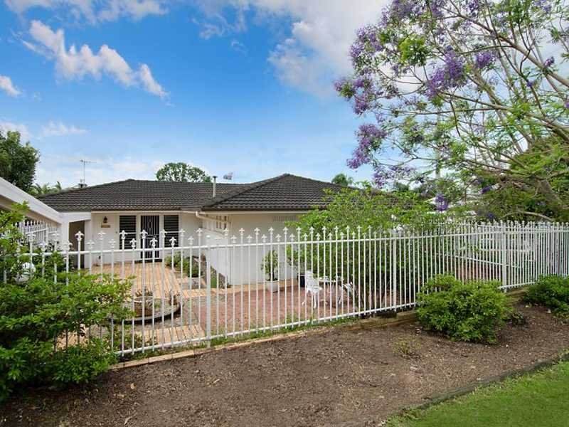 16 Sefton Rd, Clayfield, Qld 4011 Property Details
