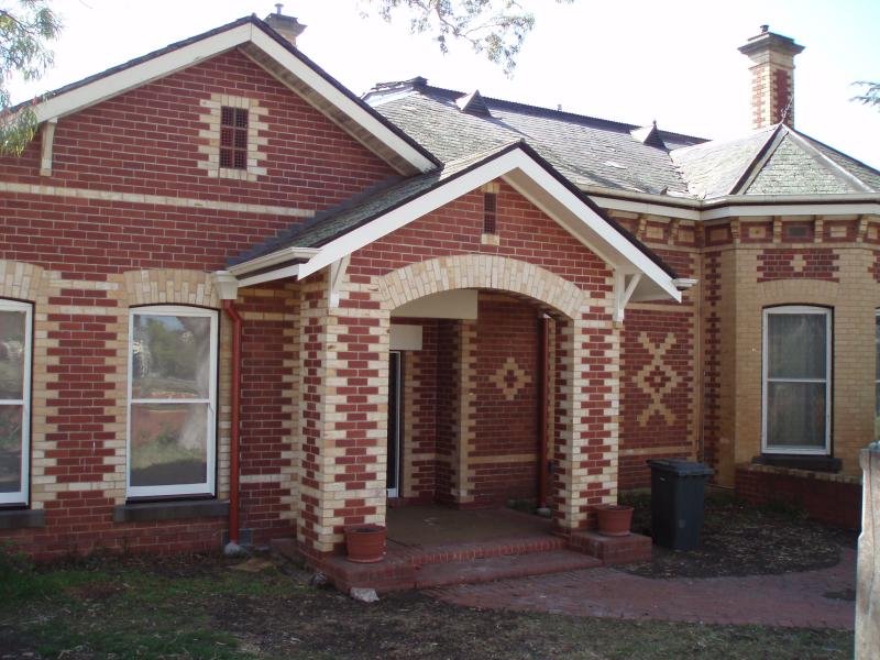 8A Kilwinning Street, Quarry Hill, VIC 3550