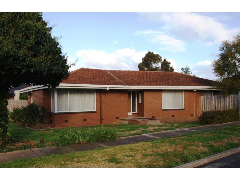 43 Barries Road, Melton, Vic 3337 Property Details