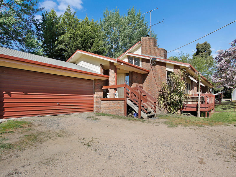 15 Lower Finch Street, Beechworth, Vic 3747 Property Details