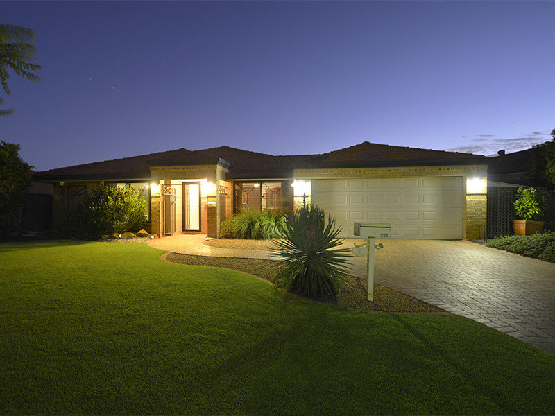 1 Fantail Crescent, Ellenbrook, WA 6069 Property Details
