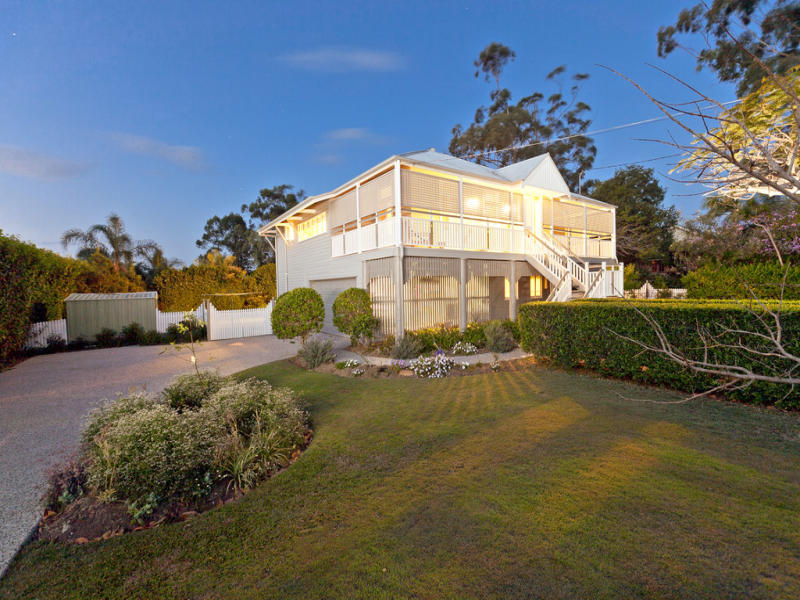 10 Birdwood Road, Birkdale, Qld 4159 Property Details