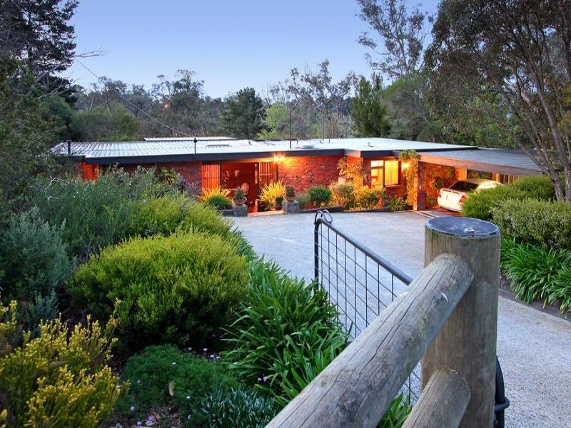 22 Jumping Creek Road, Wonga Park, VIC 3115