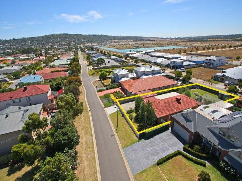 28 Rymer Avenue, Safety Beach, VIC 3936