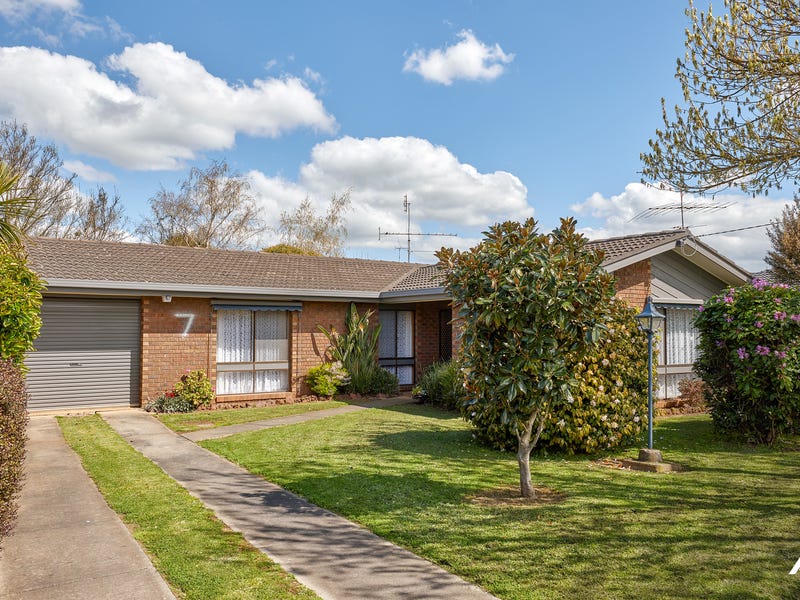 7 Cambridge Drive, Warragul, VIC 3820