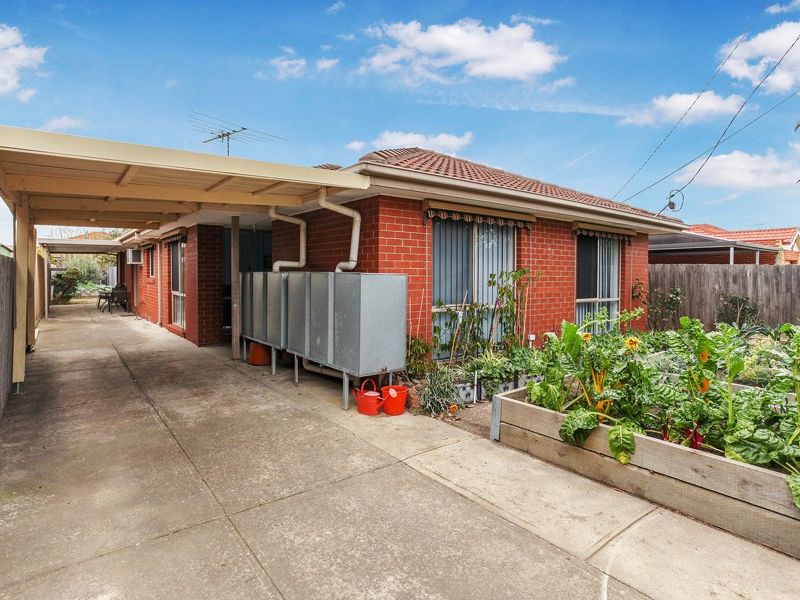 1 Locan Court, Altona Meadows, Vic 3028 House for Sale realestate