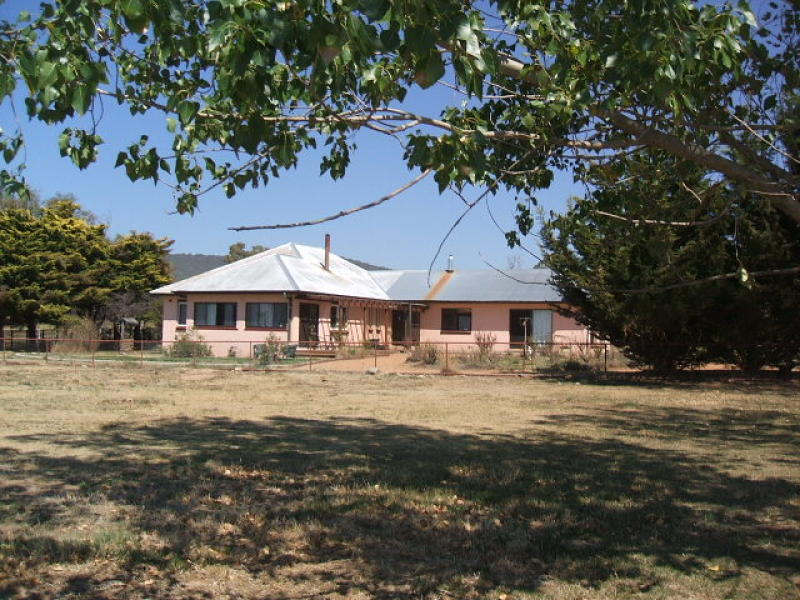 Gleneden, Adaminaby, NSW 2630 Property Details