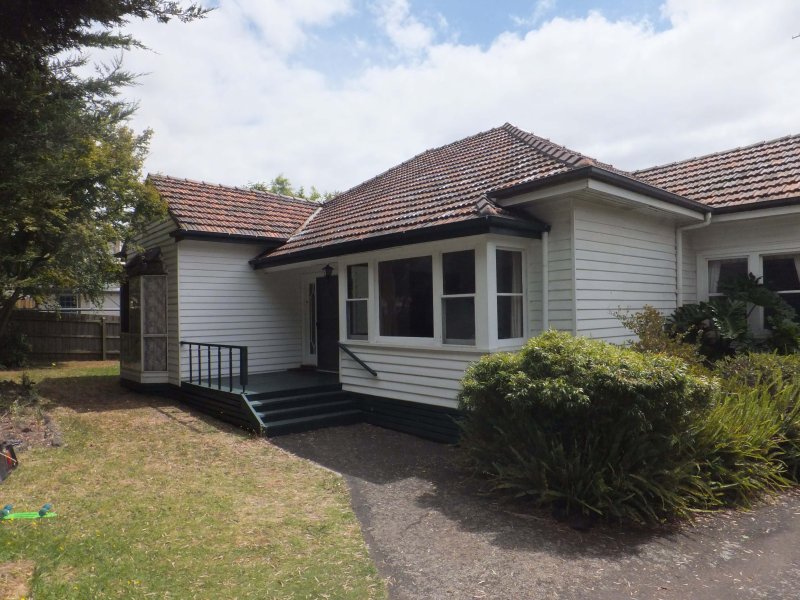 19 Wood Street, Drouin, Vic 3818 Property Details