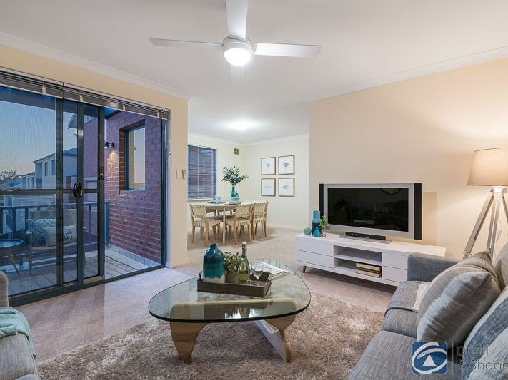 3/9 Joyce Street, Scarborough, WA 6019 Property Details