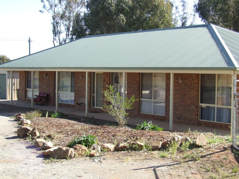 4 Methul, Coolamon, NSW 2701 Property Details