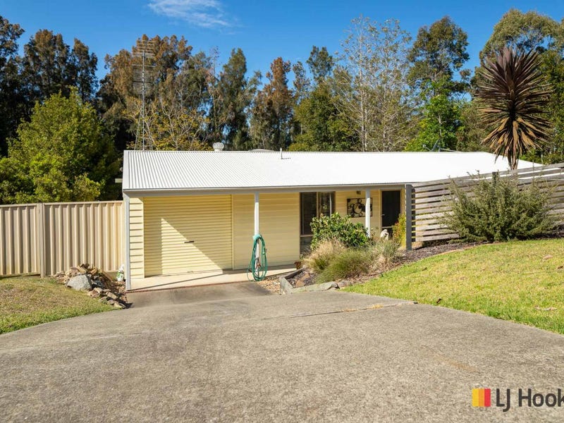 22 Karoola Cres, Surfside, NSW 2536