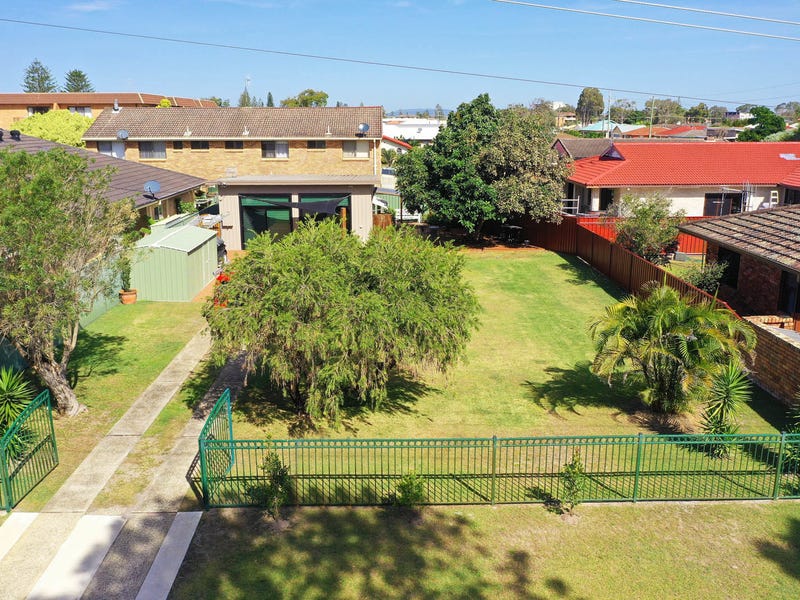 20 Pacific Parade, Elizabeth Beach, NSW 2428