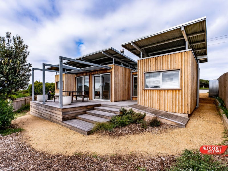 3589 Bass Highway, Kilcunda, Vic 3995 Property Details