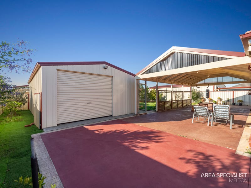 6 Pangbourne Avenue, Harkness, Vic 3337 House for Sale realestate